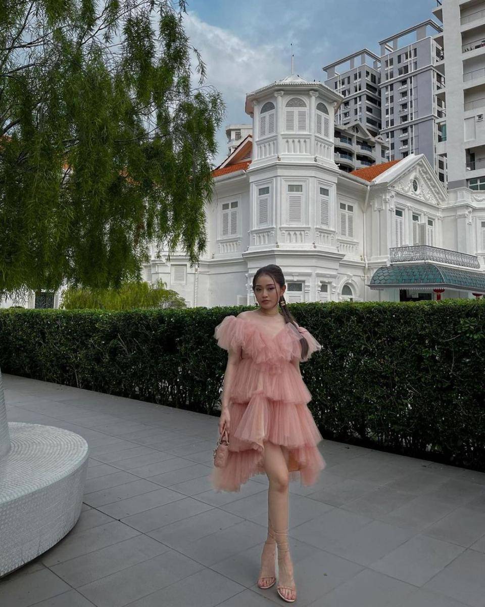OOTD kondangan selebgram Nikita Kusuma (instagram.com/nikitakusuma)