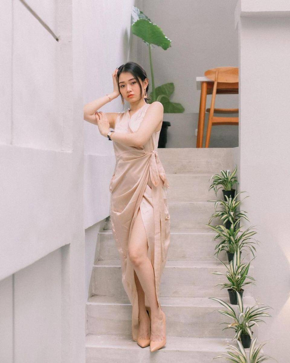 Style kondangan (instagram.com/nikitakusuma)