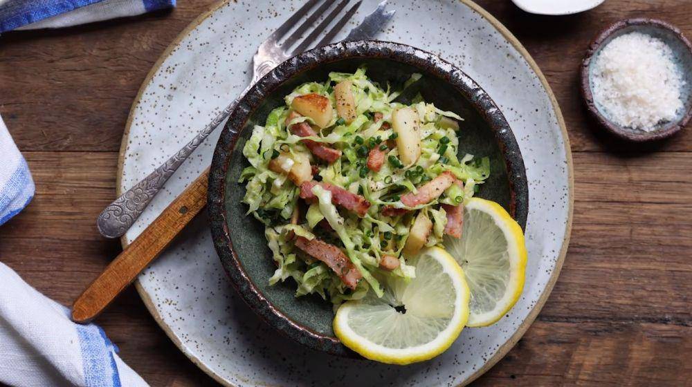 Burgundy style cabbage salad with apple and bacon. (YouTube.com/French Cooking Academy)