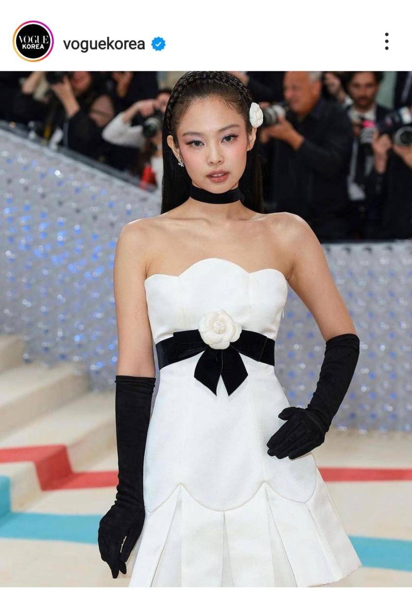 Jennie BLACKPINK di Met Gala 2023 (instagram.com/voguekorea)