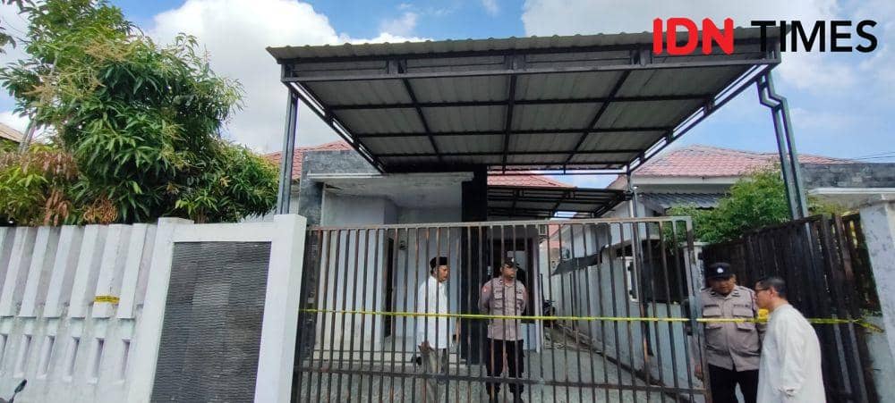 Seorang Kepala Satker enyediaan Perumahan Provinsi Aceh Balai P2P Sumatera I Direktorat Jenderal Perumahan Kementerian PUPR ditemukan tewas tergantung di rumahnya, Kota Banda Aceh. (Humas Polresta Banda Aceh untuk IDN Times)