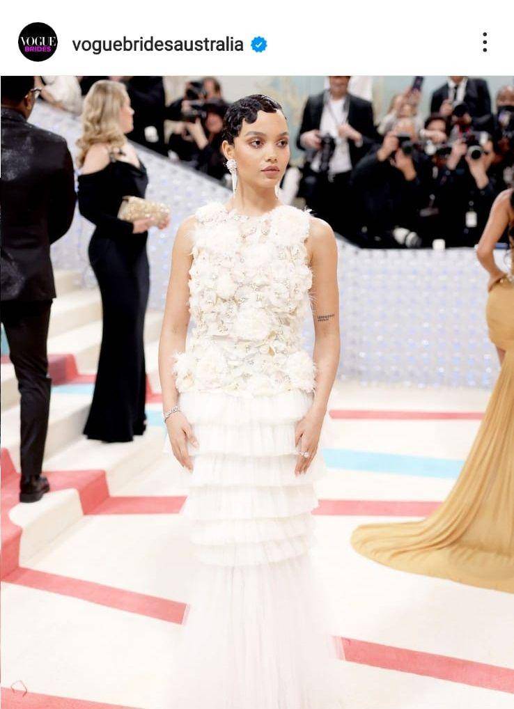 Whitney Peak di Met Gala 2023 (instagram.com/voguebrideaustralia)