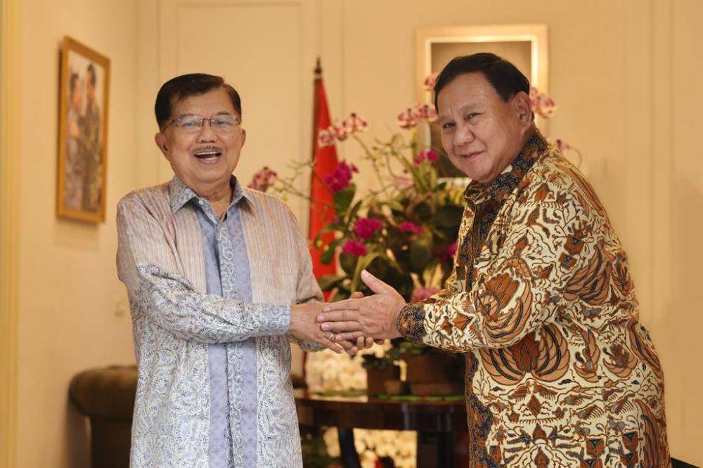 Ketua Umum Partai Gerindra, Prabowo Subianto temui mantan Wapres Jusuf "JK" Kalla di kediaman pribadinya, Jakarta Selatan, Selasa, 2 Mei 2023. (Dokumentasi tim JK)