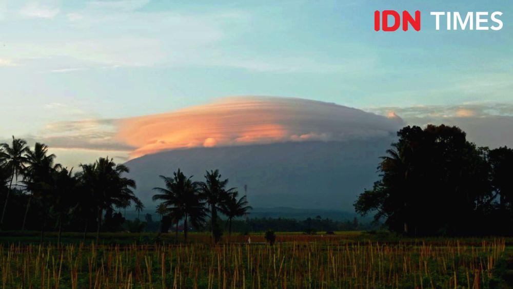 Hampir Setahun Berstatus Waspada, Gunung Raung Kini Normal Lagi