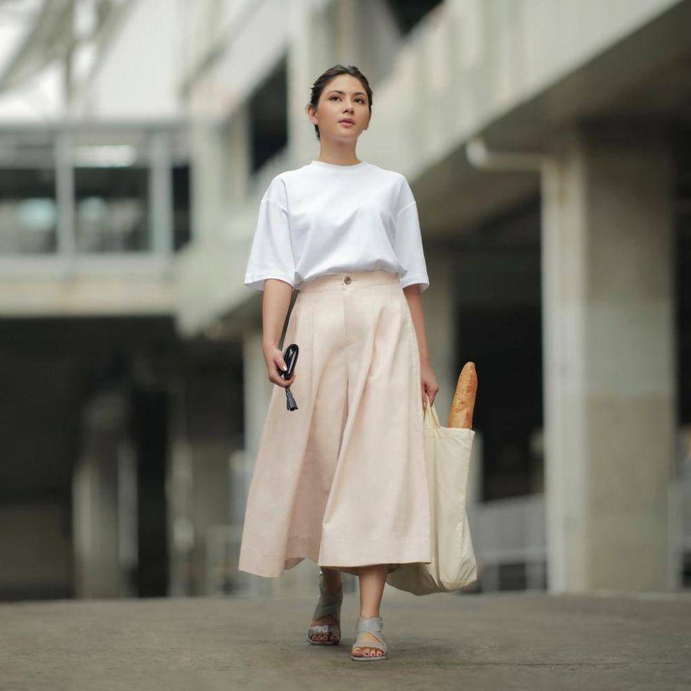 Jessica Mila (instagram.com/jscmila)