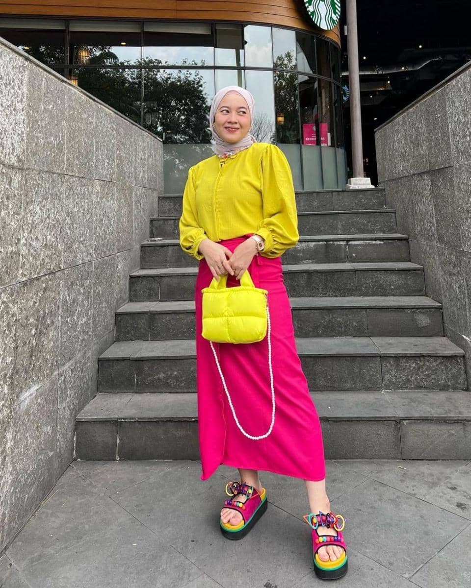 Gaya OOTD colorful Renny Silviana (instagram.com/rennysilviana)