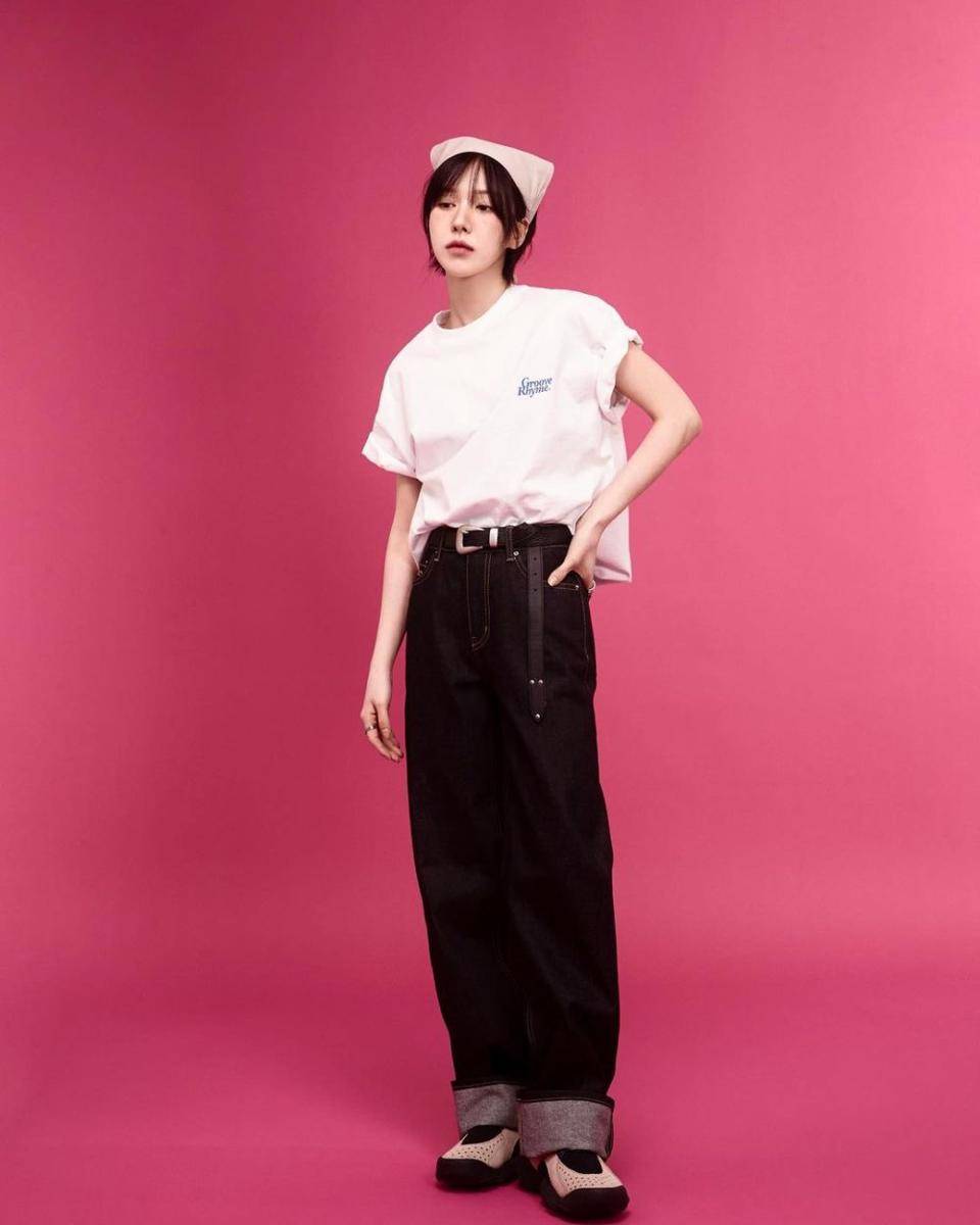 Inspirasi Outfit Boyish ala Wendy Red Velvet (instagram.com/@todayis_wendy)