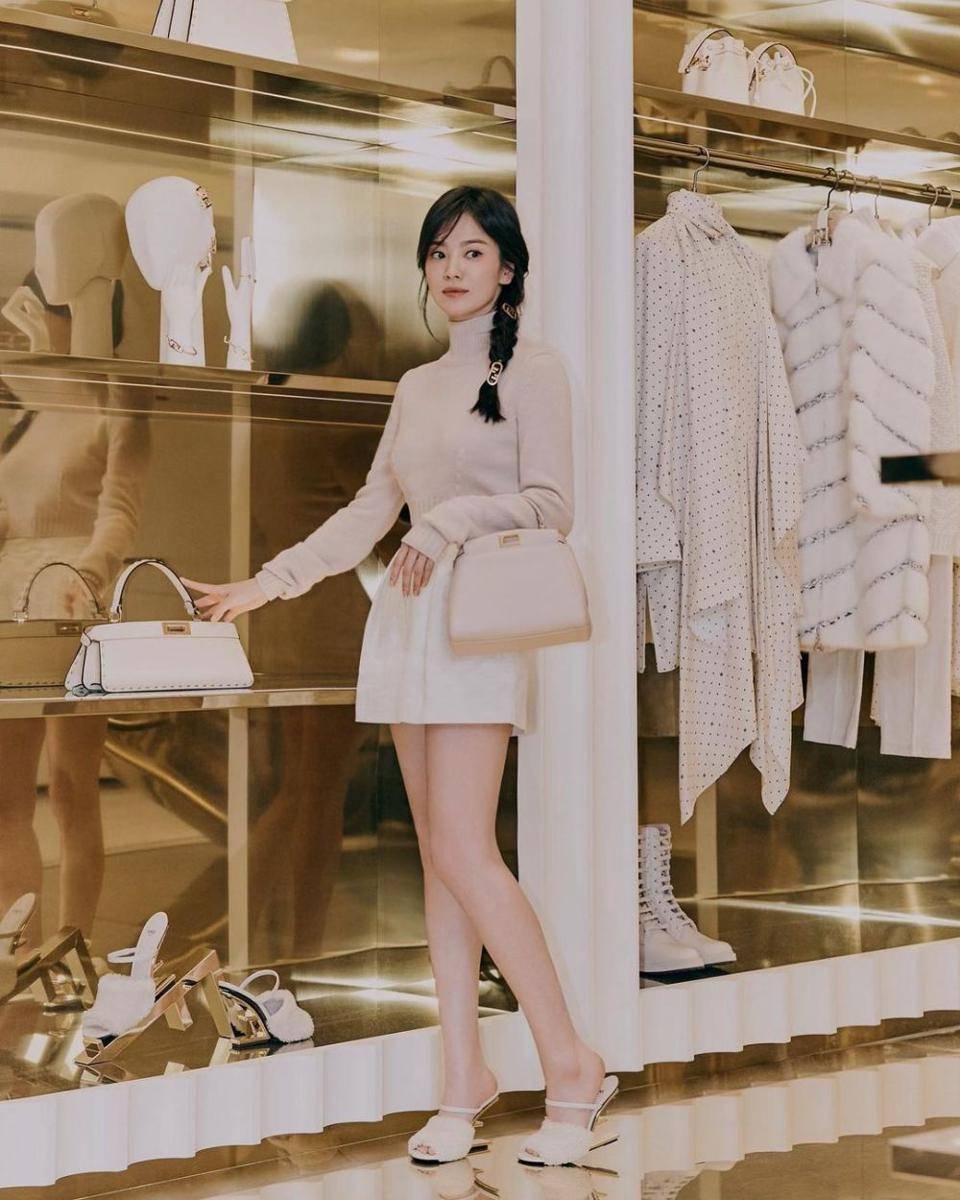 Song Hye Kyo (instagram.com/kyo1122)
