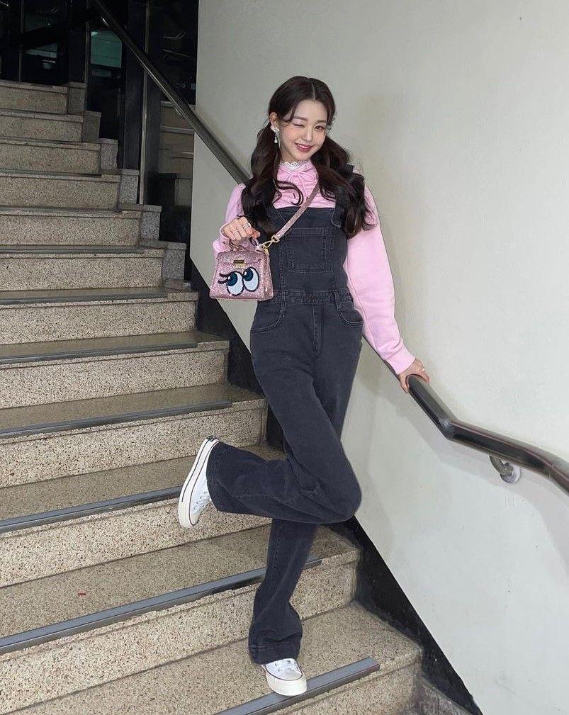 Wonyoung IVE (instagram.com/for_everyoung10)