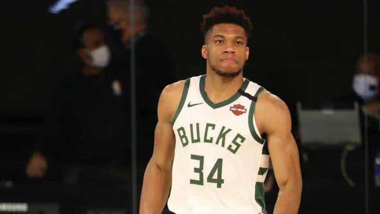 Giannis Antetokounmpo (nba.com)