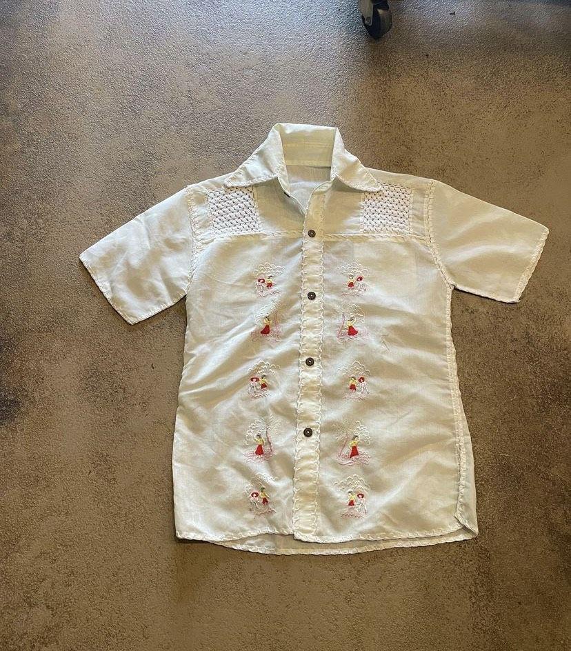 Foto Embroidery (Instagram.com/circus_vintage)