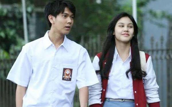 Milea: Suara dari Dilan (2020) (dok. Falcon Pictures/Milea: Suara dari Dilan)