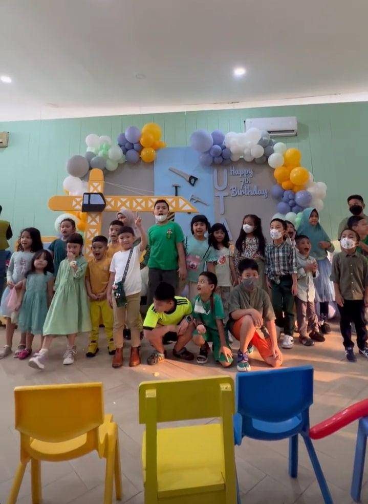 momen perayaan ulang tahun Uta (instagram.com/missnyctagina)