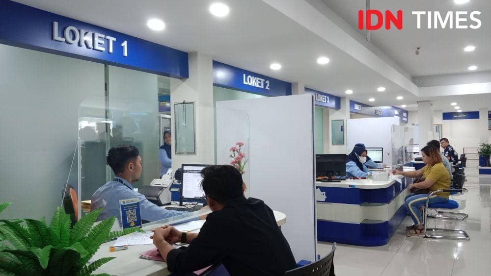 Loket pembuatan paspor di kantor Imigrasi Semarang, Jalan Siliwangi, Krapyak. (IDN Times/Fariz Fardianto)