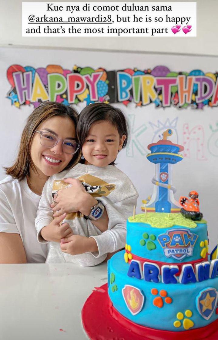 potret ultah Arkana (instagram.com/nikitamirzanimawardi_172)