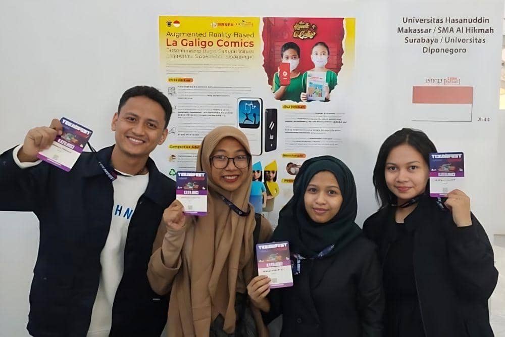Para mahasiswa Universitas Hasanuddin yang tergabung di Tim La Galigo dalam ajang pameran ISIF 2023 di Istanbul, Turki. (Dok. Istimewa)