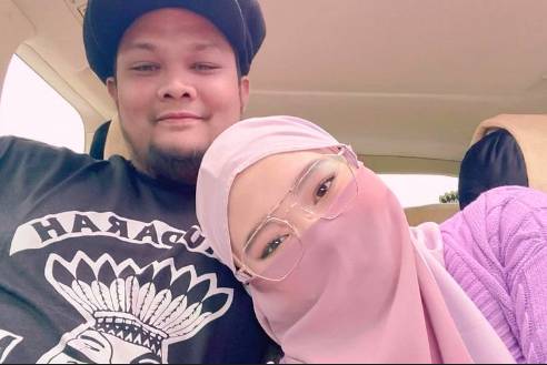 potret Virgoun dan sang suami (instagram.com/virgoun)