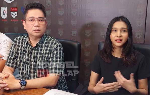potret Tenten Anisa dan kuasa hukum (YouTube.com/sambellalap)