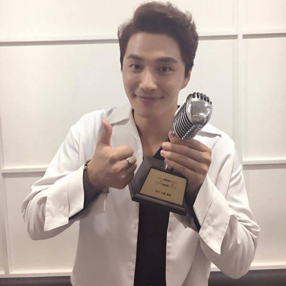 Min Woo Hyuk (instagram.com/min_woohyuk)