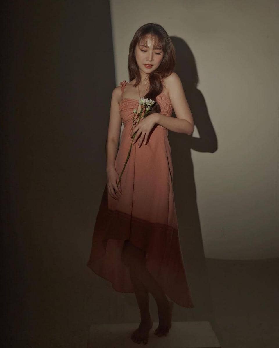 Jan Ployshompoo (instagram.com/janhae)