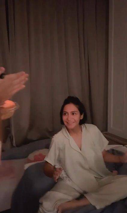 potret kejutan ulang tahun ke-34 Caca Tengker (instagram.com/rieta_amilia)