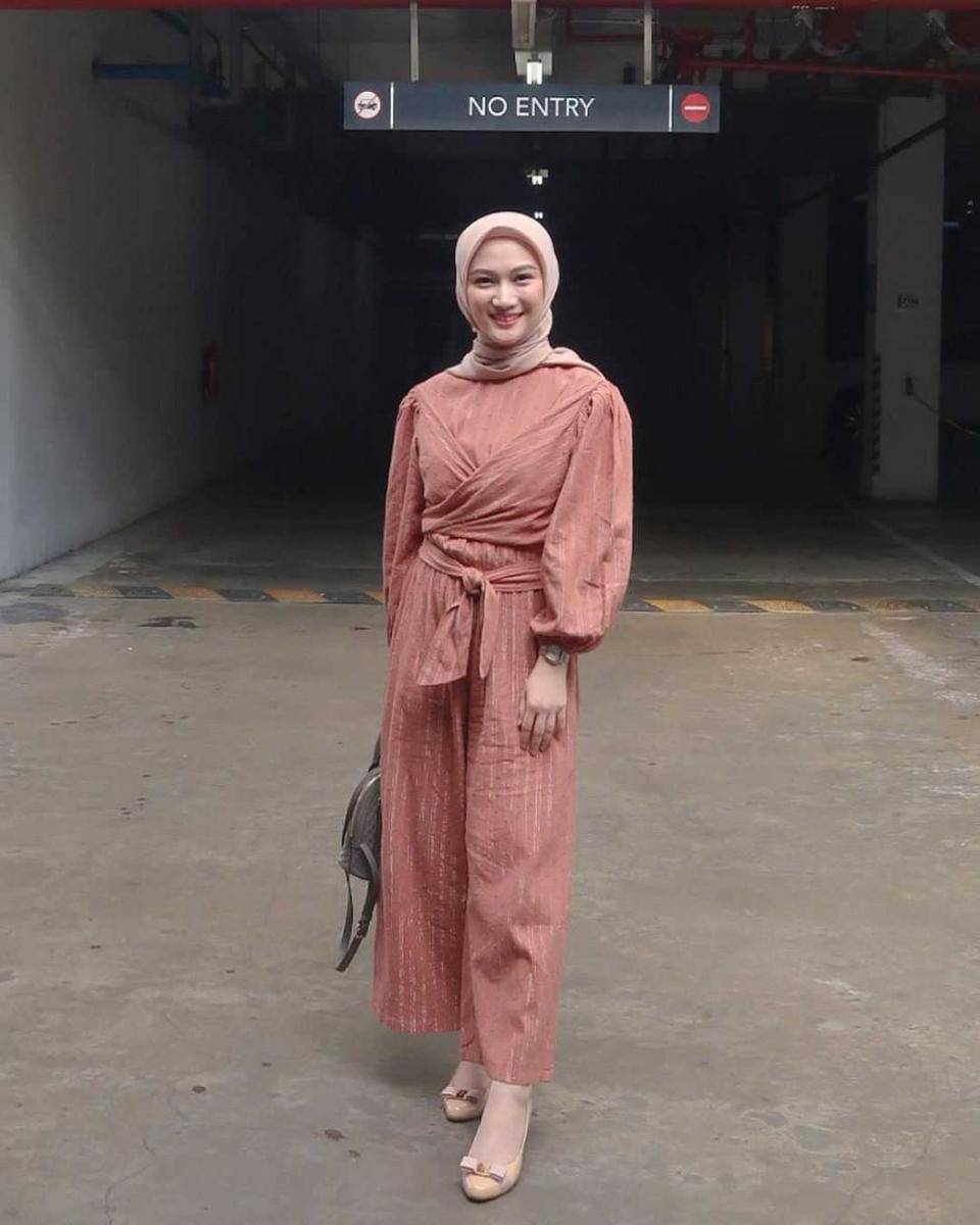 Melody Laksani (instagram.com/melodylaksani92)
