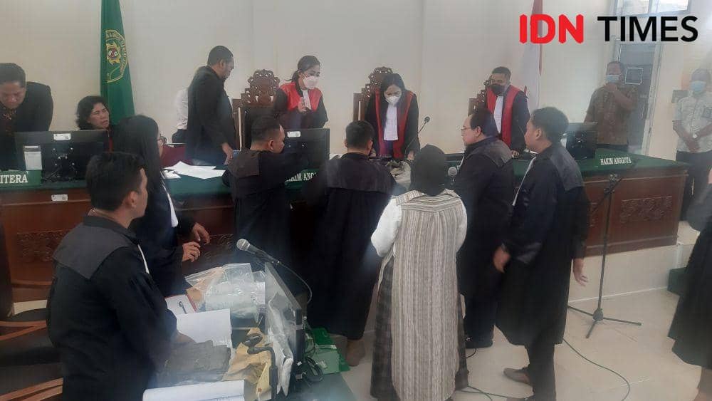 Persidangan eks dprd langkat yang tewas ditembak (IDN Times/ Bambang Suhandoko)