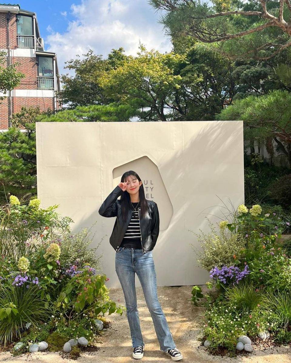 Kim Min Ah (instgram.com/i_am_preciousstone)