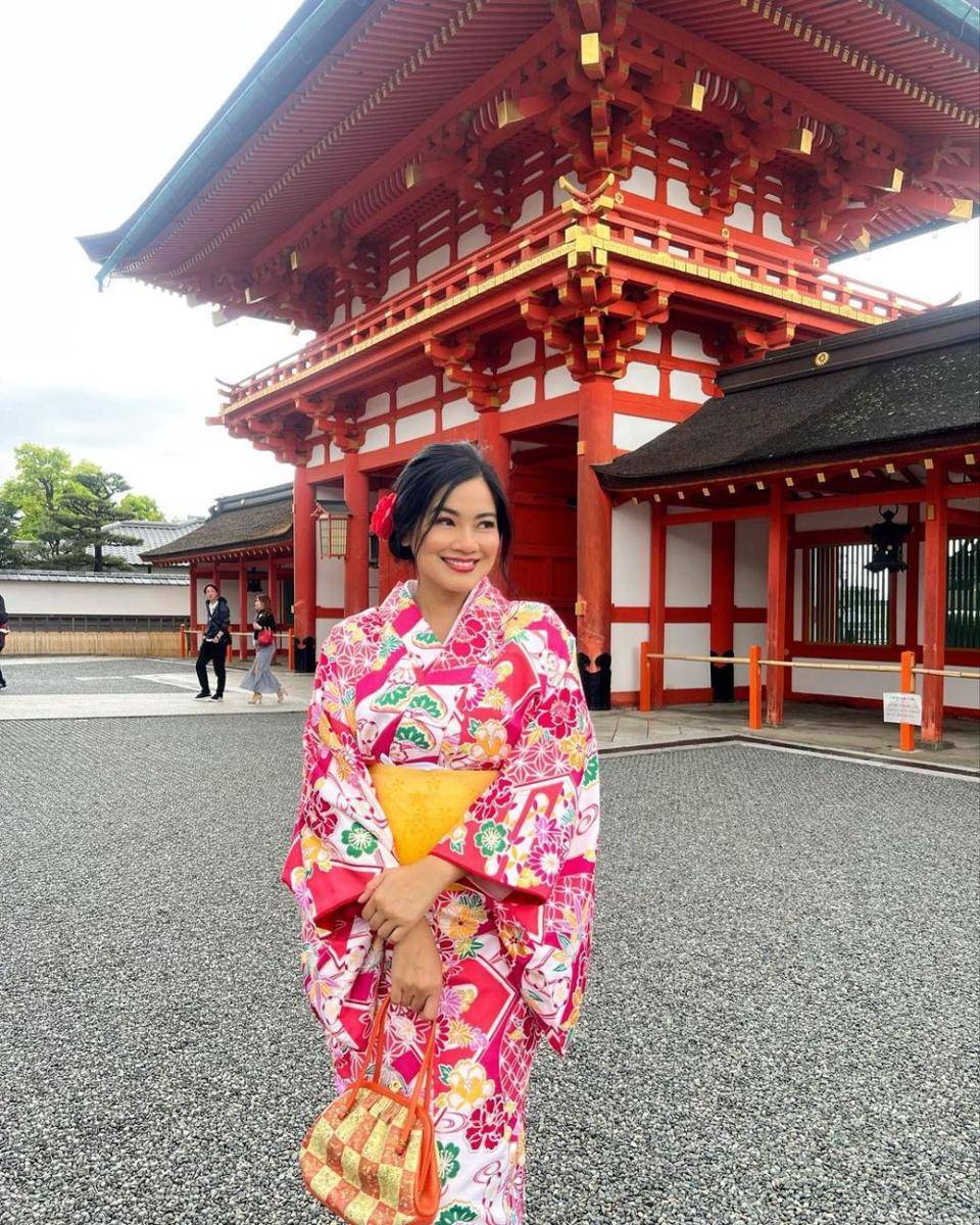 Potret Titi Kamal Habiskan Libur Lebaran di Jepang (instagram.com/@titi_kamall)