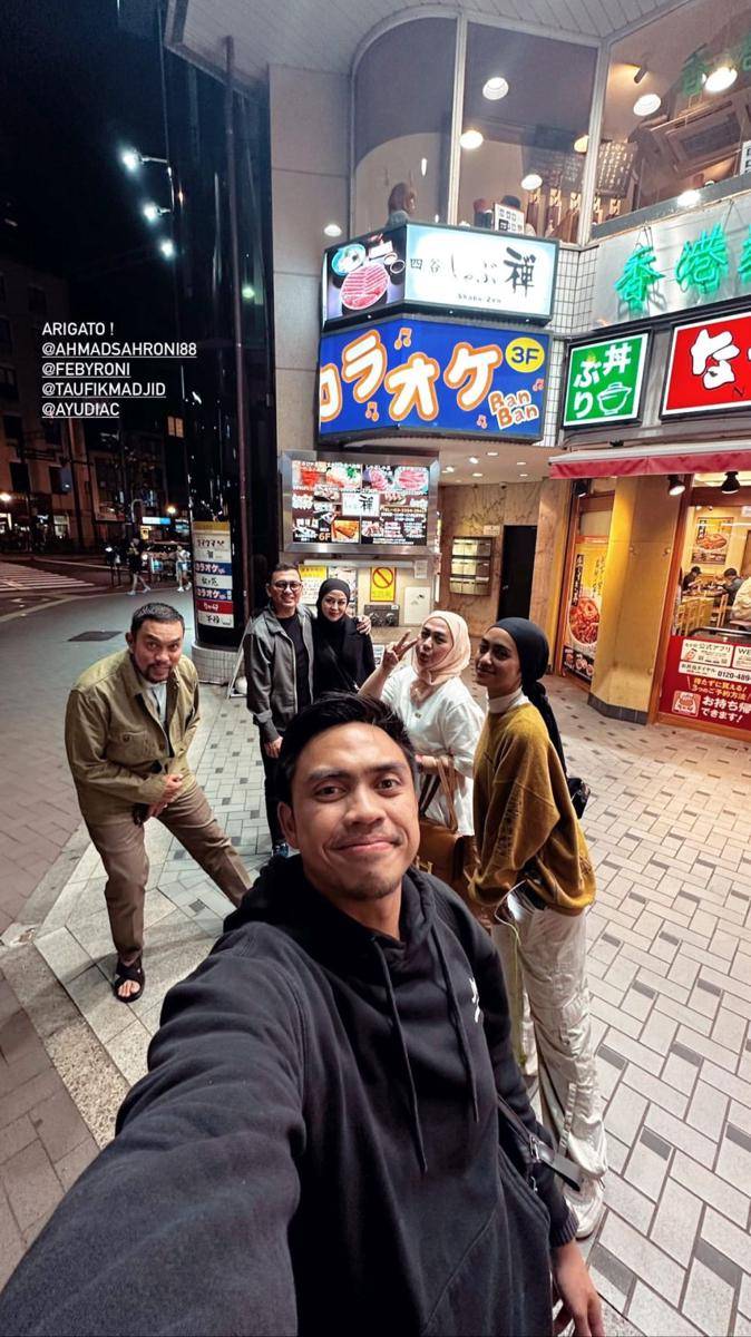 potret Ayudia Bing Slamet dan sahabat (instagram.com/dittopercussion)