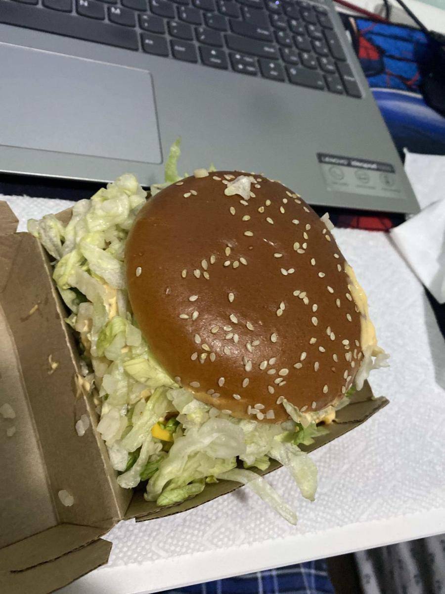 potret momen kocak saat memesan burger (reddit.com/user/ChemDude2)