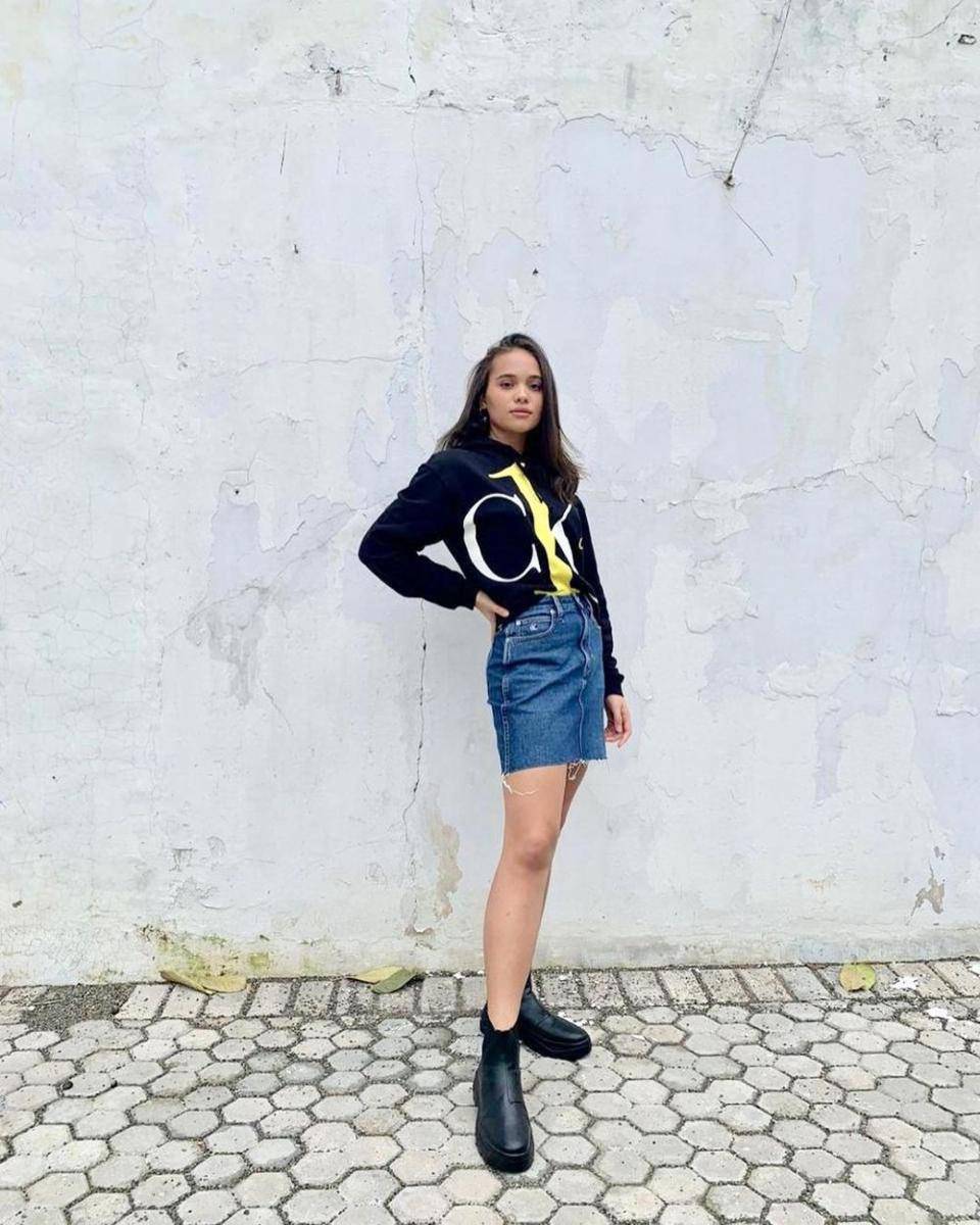 inspirasi outfit kece ala Aurora Ribero (instagram.com/auroraribero)