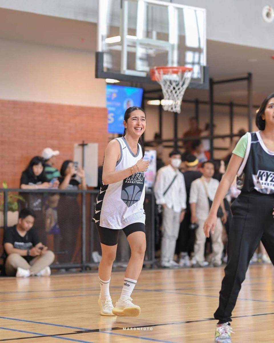 potret Nabila Syakieb jadi anak basket (instagram.com/nsyakieb85)