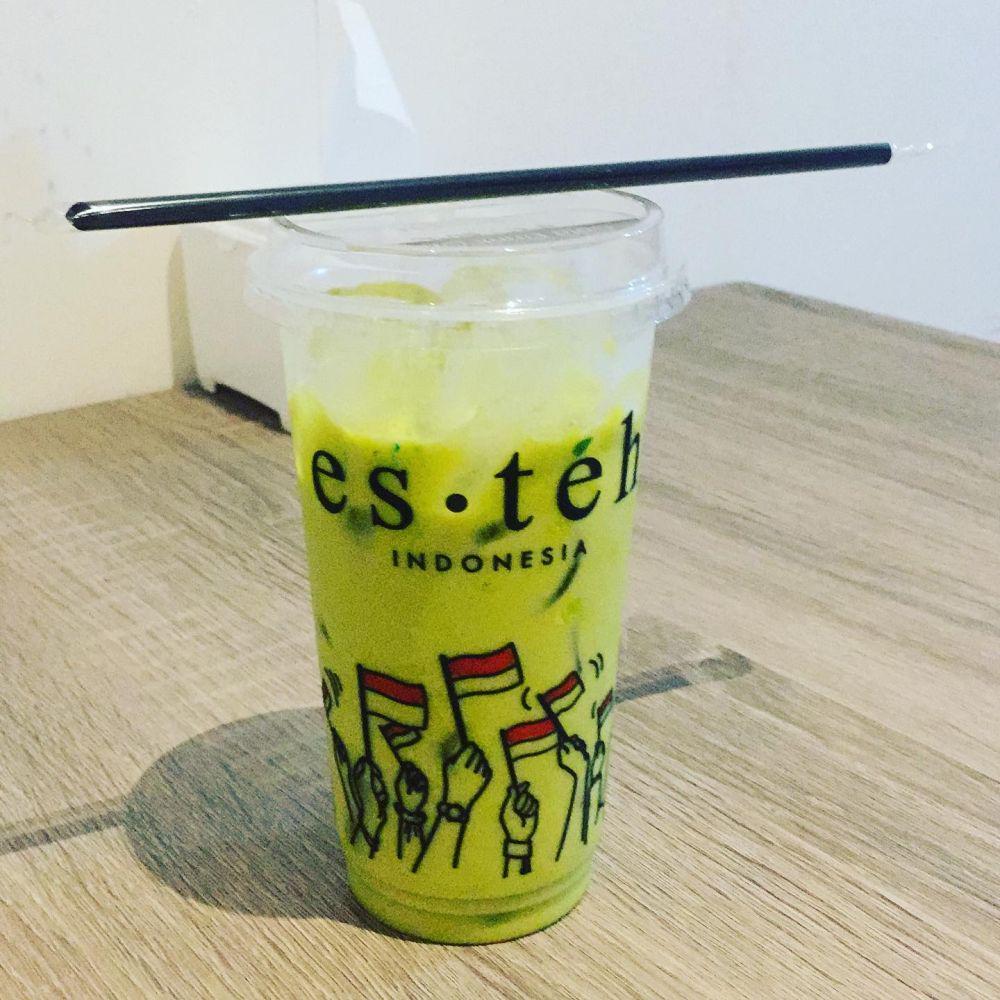 es teh avocado (instagram.com/fr3ngz)