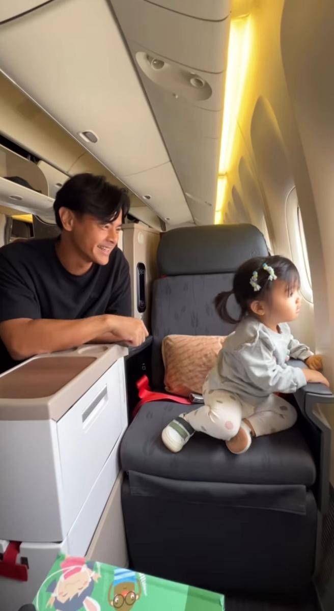 potret Dion Wiyoko dan sang putri (instagram.com/fionaanthony)