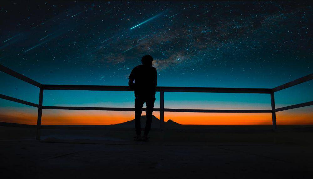 ilustrasi hujan meteor (pexels.com/Raman deep)