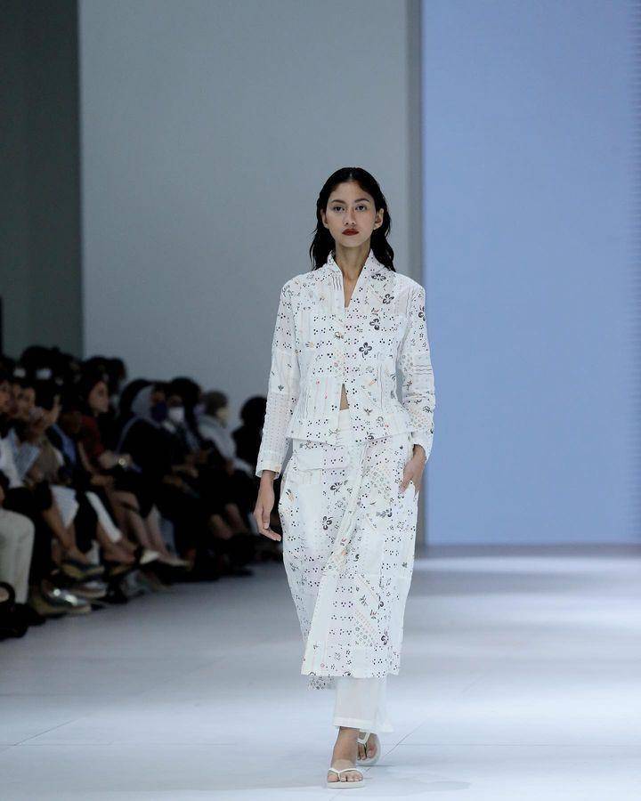 Kebaya Sejauh Mata Memandang (instagram.com/sejauh_mata_memandang)