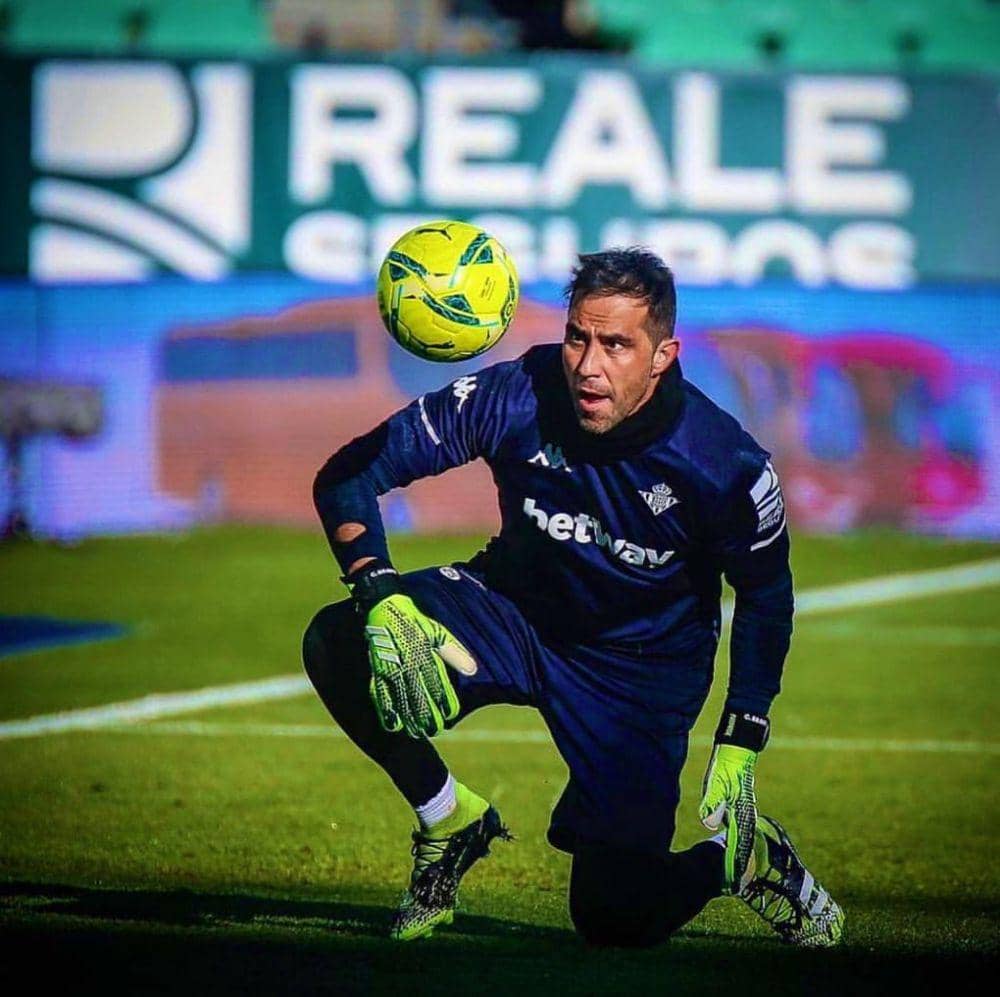 Claudio Bravo (instagram.com/claudiobravo1)