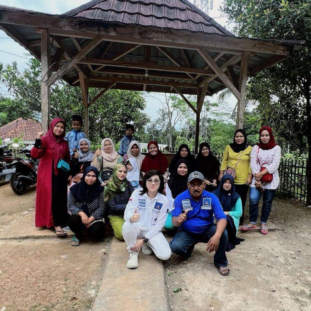 Dera Idol mendaftar sebagai bakal calon legislatif (instagram.com/derasiagian)