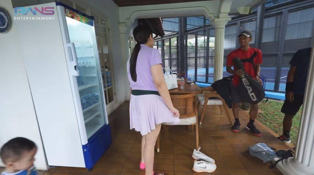 Nagita latihan tenis (YouTube.com/Rans Entertainment)