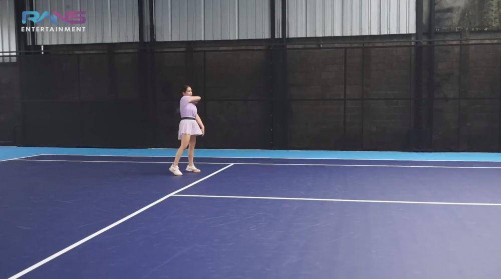 Nagita latihan tenis (YouTube.com/Rans Entertainment)