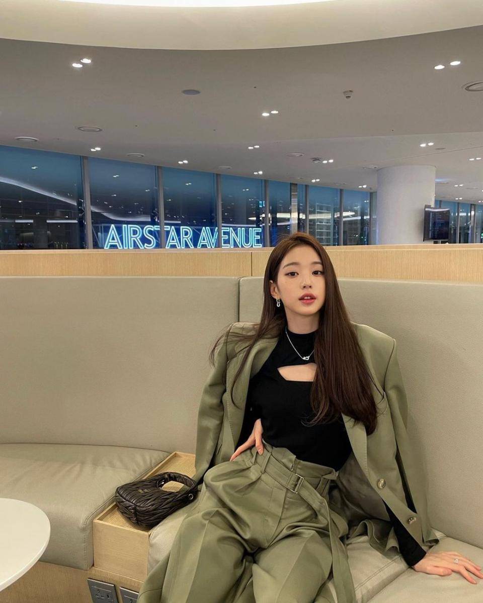 Wonyoung IVE (instagram.com/for_everyoung10)