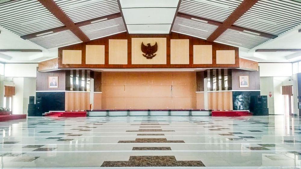 Gedung Graha Sativa (ecatalogaset.bulog.co.id)
