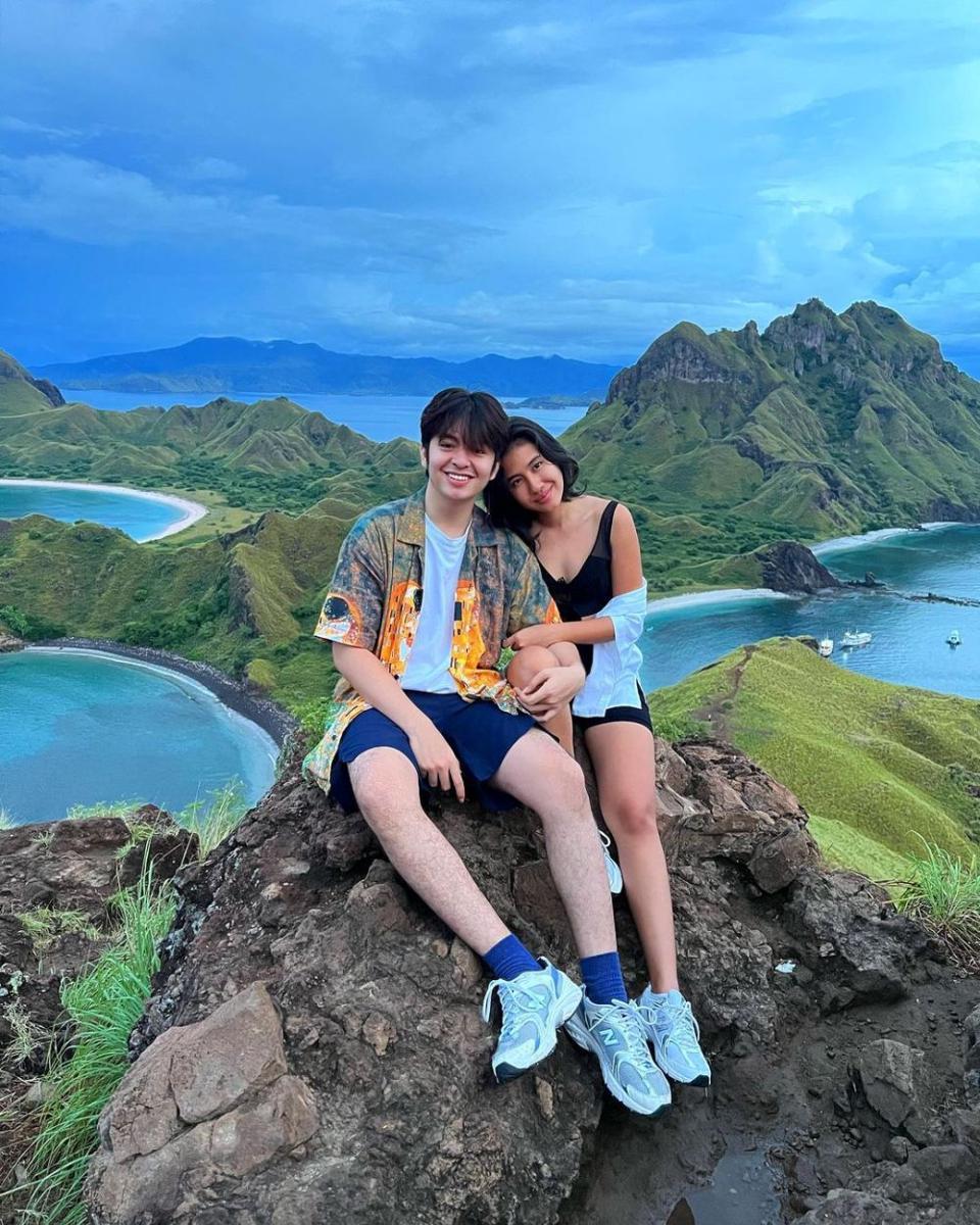 potret artis liburan keluarga usai lebaran (instagram.com/angga)