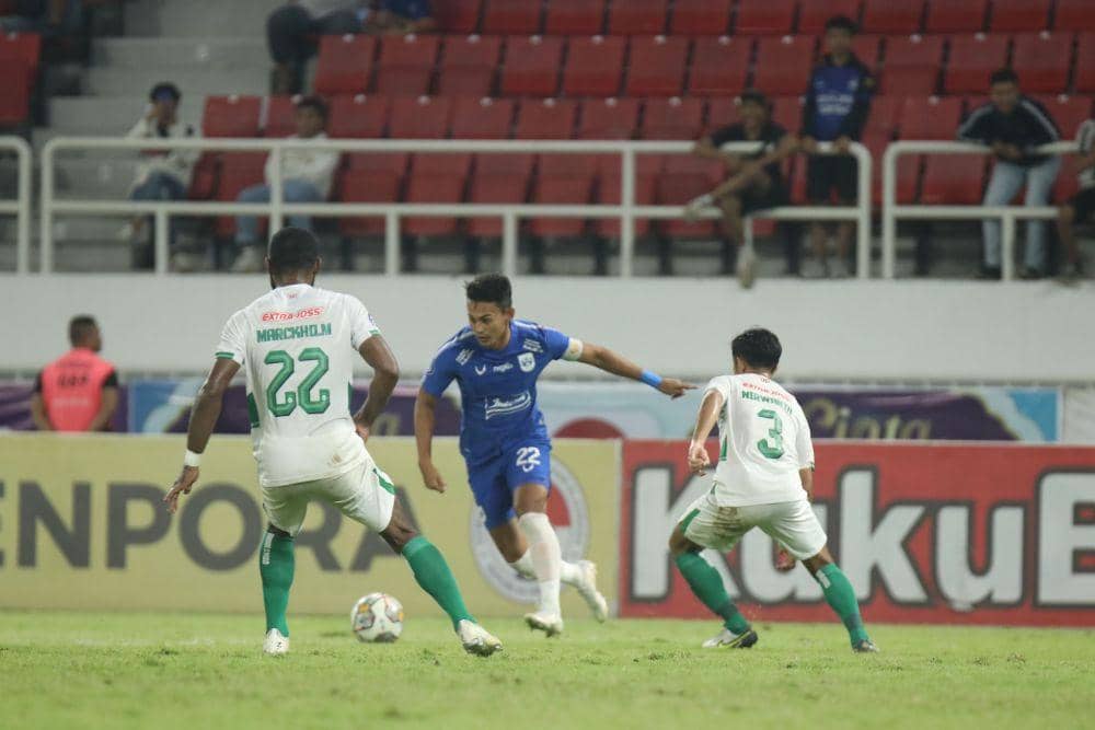 Hari Nur Yulianto saat memperkuat PSIS Semarang. (dok. PSIS)