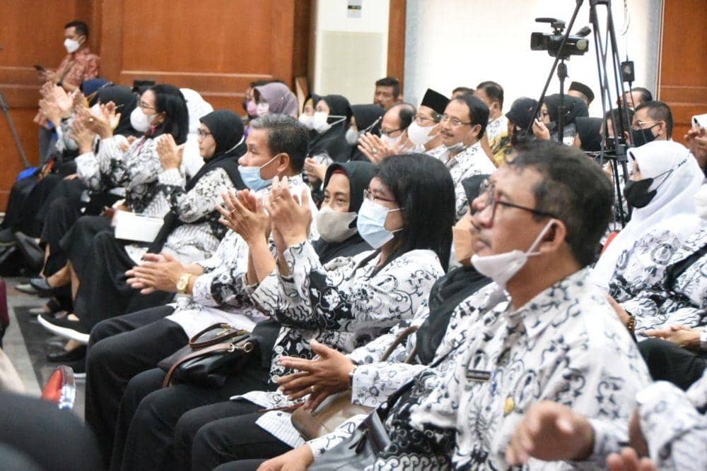 Surabaya Tambah 800 Guru, Diusulkan PPPK