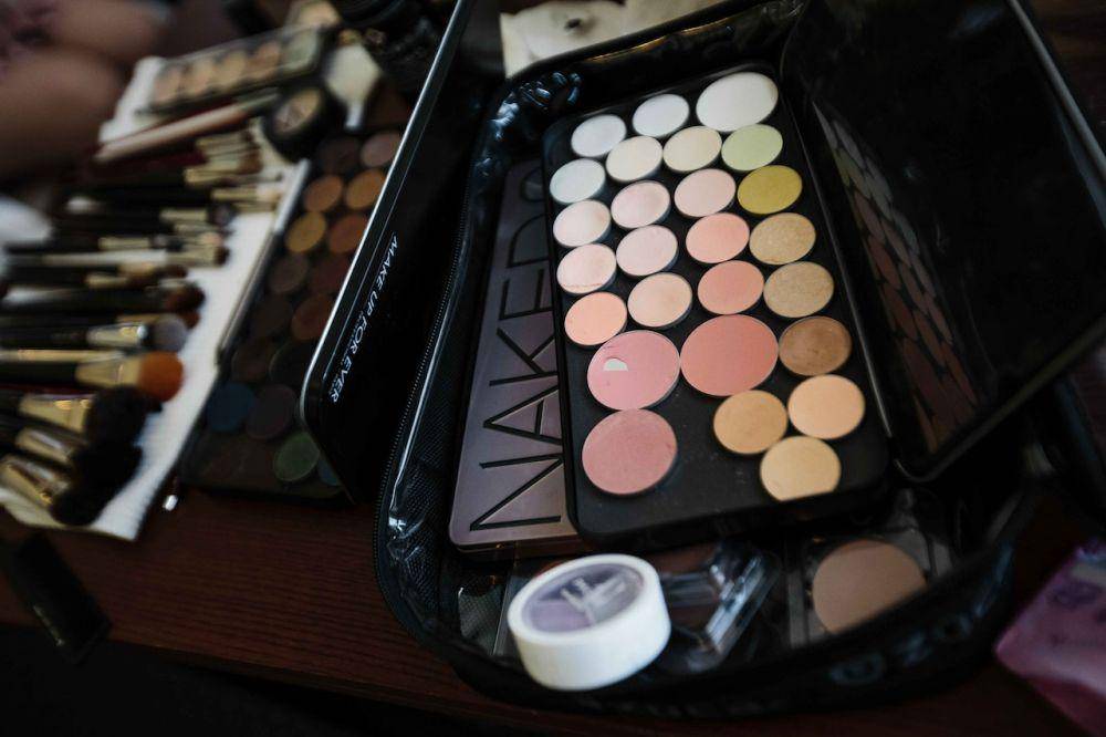 Ilustrasi beragam varian shade cushion (Pexels.com/Merlin Lightpainting)