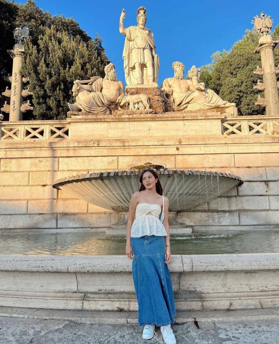 Potret OOTD Beby Tsabina dengan atasan tanpa lengan (instagram.com/bebytsabina)