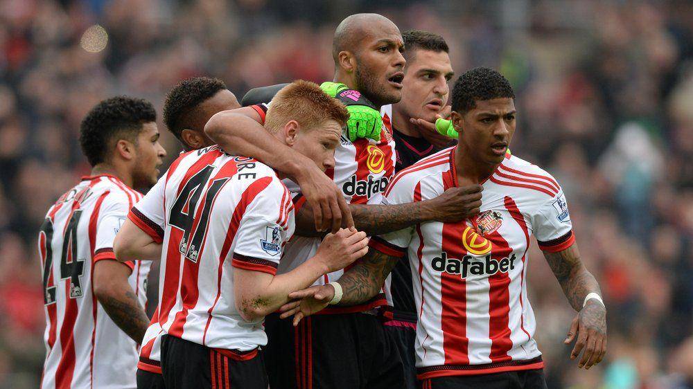 Para pemain Sunderland merayakan gol di EPL 2015/2016. (safc.com)