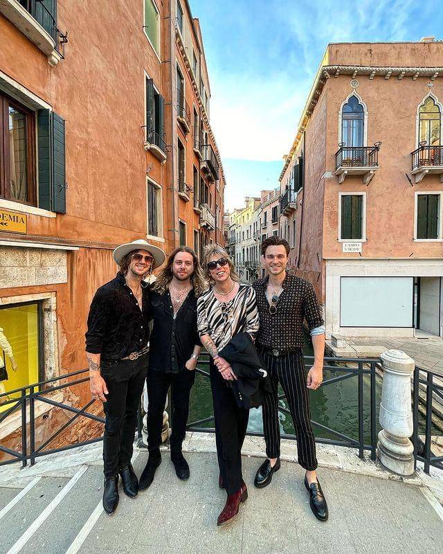 The Struts (instagram.com/jedstruts)